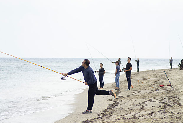 fisherman casting